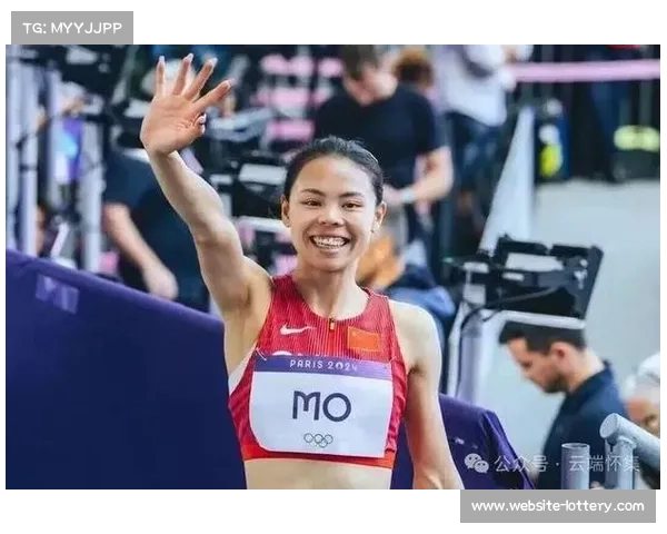 全运会莫家蝶力竭倒地，队友背其离场瞬间感动观众