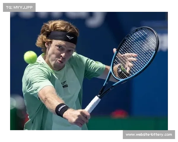 卢布列夫抵达深圳备战WTCC，社交媒体分享训练照片